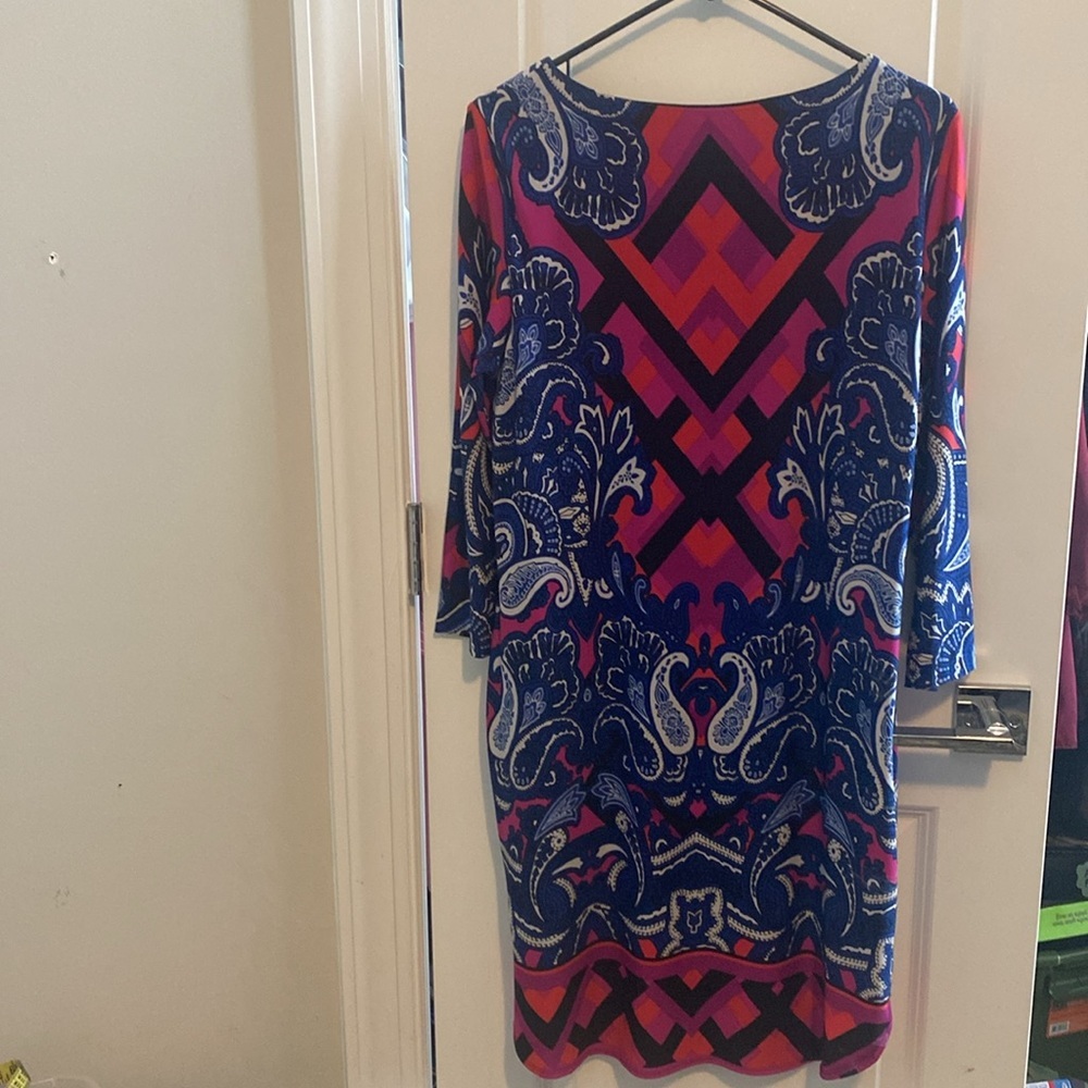 Dress - Picture 4 of 8